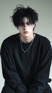 个性酷帅黑衣少年写真