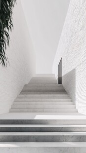 简约白色阶梯空间之美