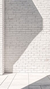 白色砖墙与光影室内场景