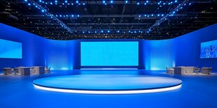 蓝色现代感环形舞台空间