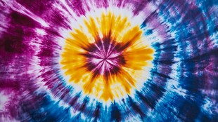 多彩扎染图案的绚丽呈现