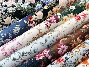 多彩花卉印花布料展示