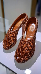 时尚编织高跟女鞋展示