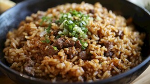 牛肉炒饭 香气诱人