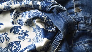 蓝白印花布与牛仔布搭配