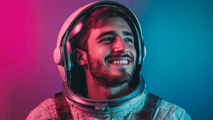 微笑宇航员 探索宇宙的梦想