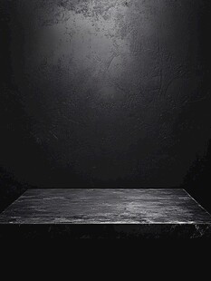 黑色背景下的质感展示台