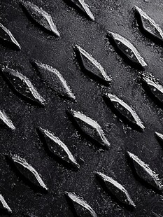 黑色防滑金属板纹理