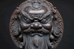 古朴威严的中式神兽面具