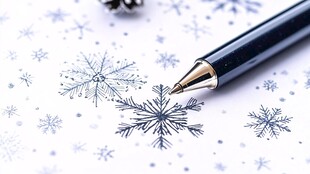 钢笔绘就的精致雪花图案