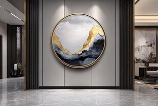 现代客厅中的圆形艺术挂画
