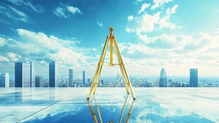 金色圆规立城市天际线前