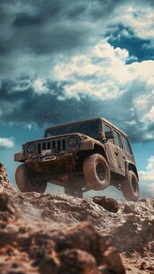 越野吉普驰骋荒野天地间