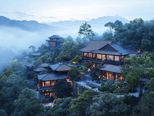 山林间的中式静谧度假屋