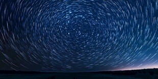 璀璨星轨 梦幻夜空美景