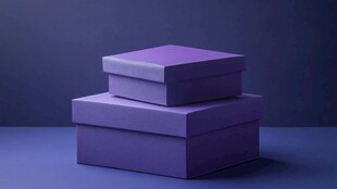 紫色礼盒堆叠展示