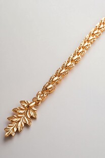金质叶片造型精美手链