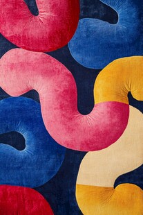 多彩扭曲抱枕艺术视觉