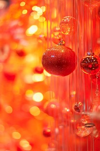 梦幻红色圣诞装饰球