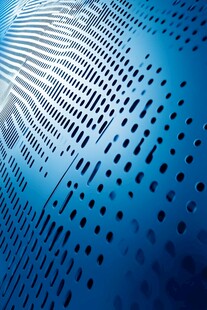 蓝色穿孔金属板纹理