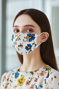 印花口罩美女时尚穿搭展示