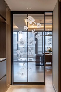 简约玻璃移门 花卉装饰美