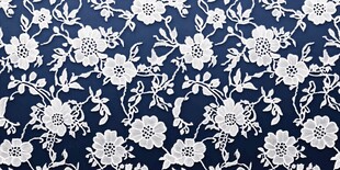 蓝底白花花卉图案布料