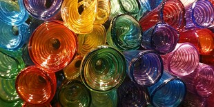 多彩琉璃管 绚丽视觉盛宴