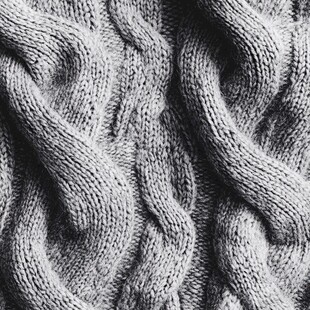 灰色针织毛衣纹理特写