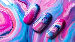 绚丽多彩美甲与流体艺术