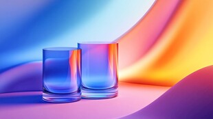 梦幻渐变背景中的双玻璃杯