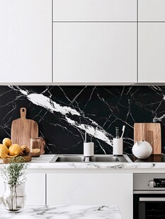 现代简约风黑白调厨房一角