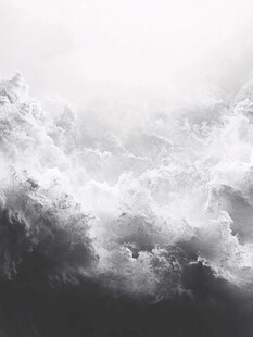 黑白云海壮丽景观