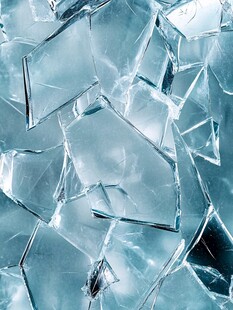 破碎玻璃纹理特写