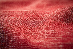 红色织物纹理特写