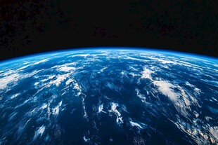 俯瞰蓝色地球壮丽景观