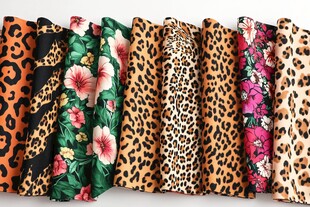 多彩印花豹纹布料展示