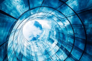 梦幻蓝色螺旋建筑景观