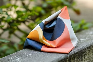 多彩几何图案时尚小方巾