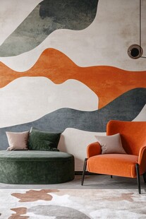 多彩几何墙面的时尚客厅