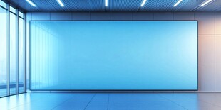 空旷室内的巨幅蓝色屏幕