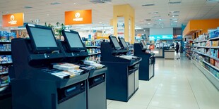 超市自助收银区场景展示