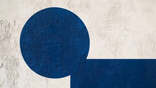 蓝圆与蓝条墙面艺术图案