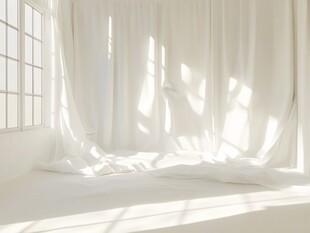 纯白房间洒进温柔日光