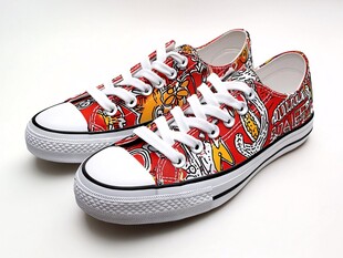 个性涂鸦帆布鞋