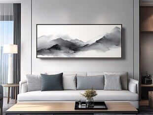 简约客厅中的山水装饰画
