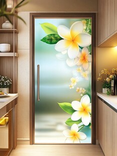 厨房玻璃门的清新花卉装饰