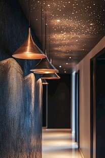 走廊星空吊灯营造梦幻氛围