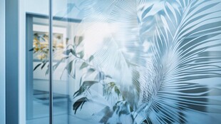 玻璃上的梦幻植物纹理