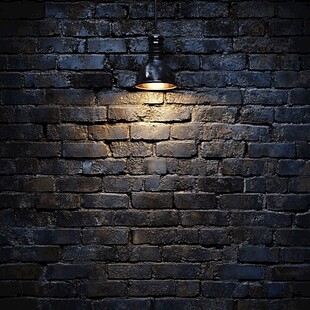 砖墙挂灯营造静谧氛围